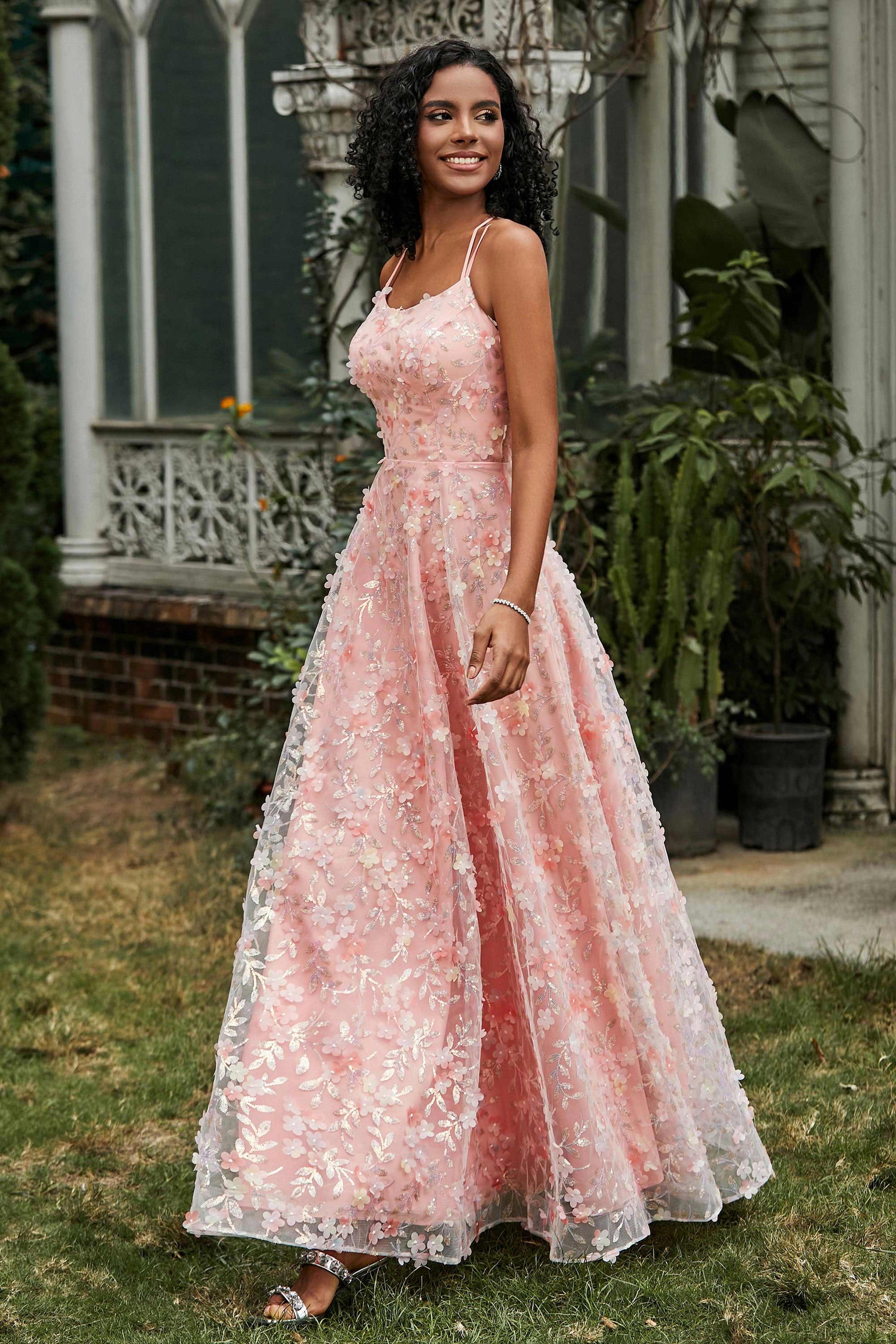 Spaghetti Straps Flower Applique Lace Floor-Length Dress Spaghetti Straps Flower Applique Lace Floor-Length Dress