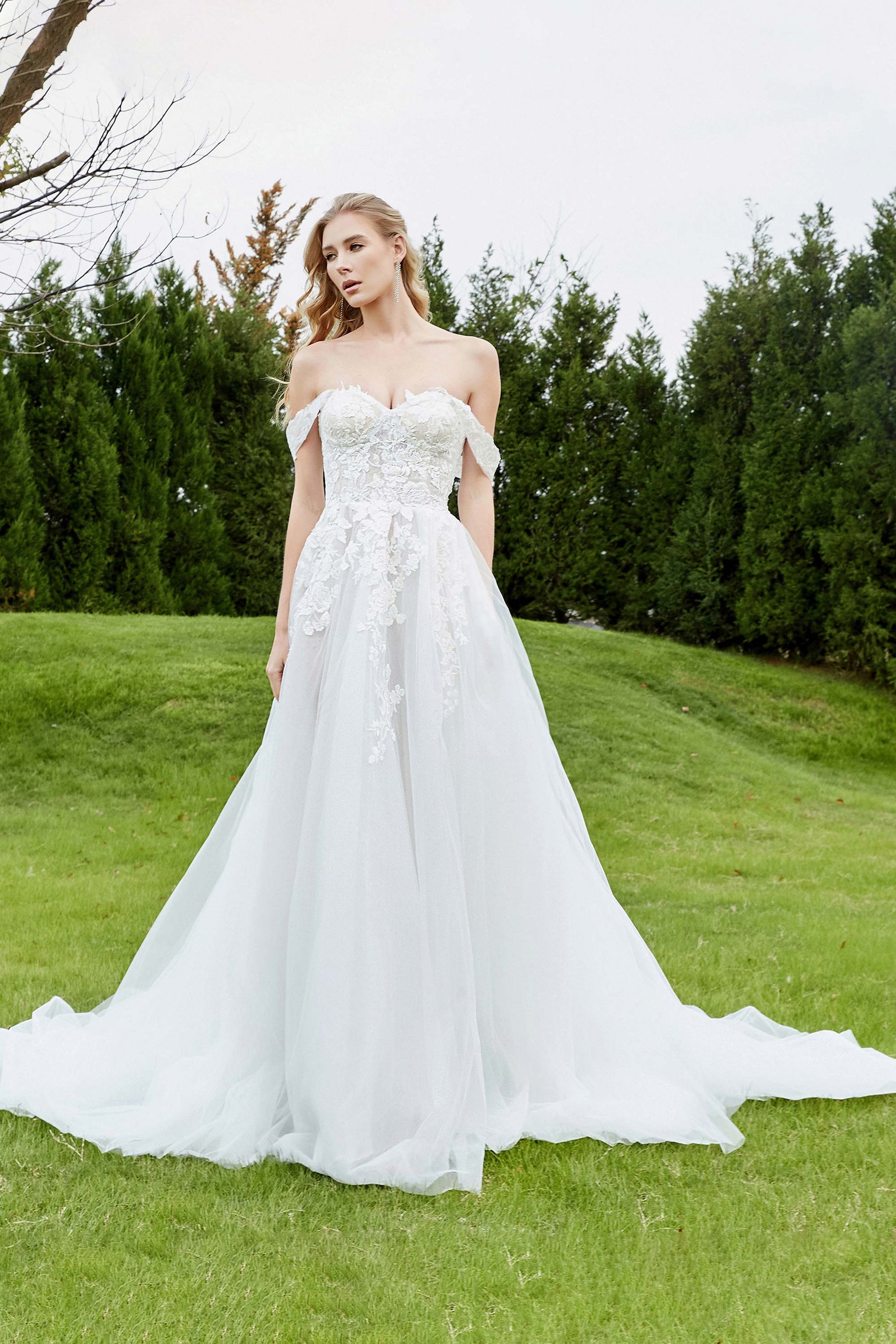 off the shoulder wedding dress uk 10 Beautiful Off The Shoulder Wedding Dresses