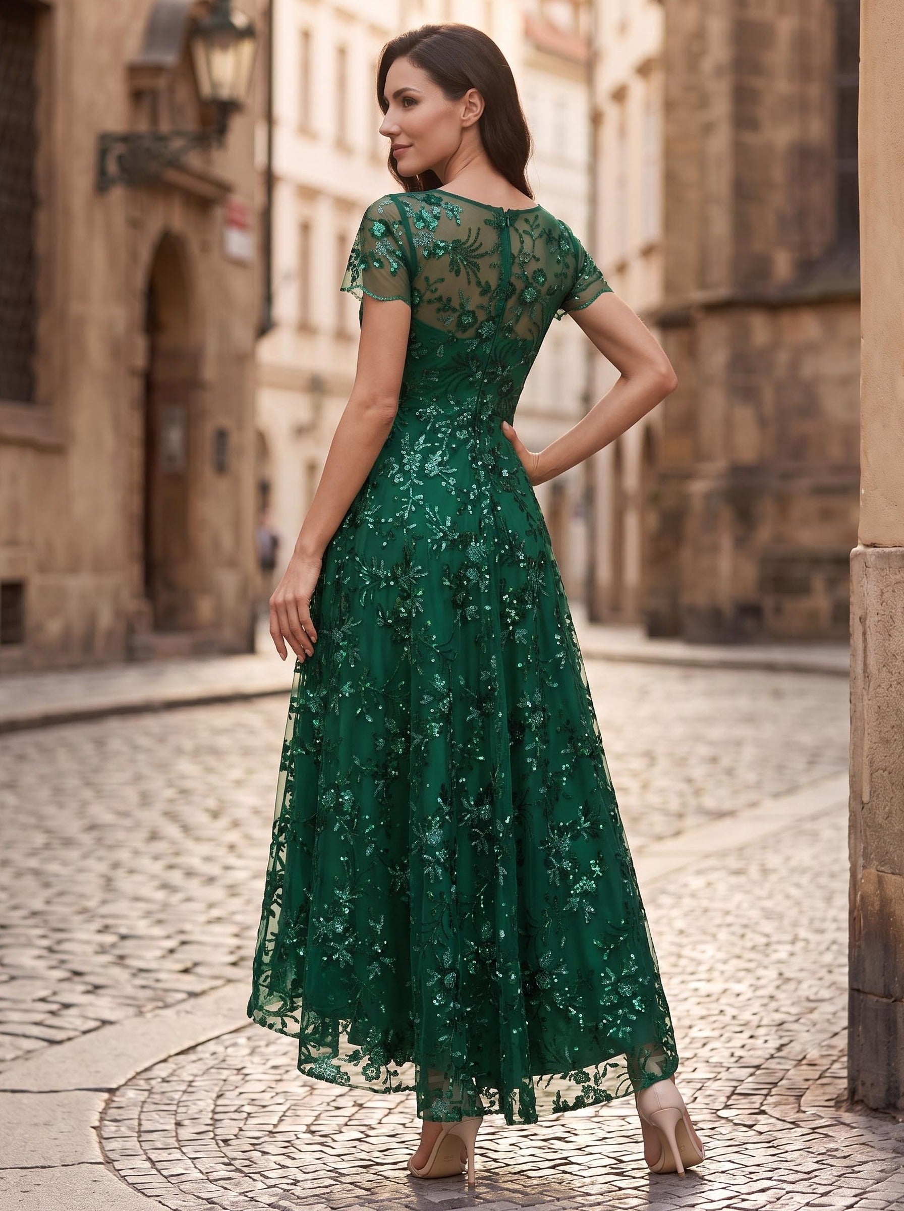 [Dark Green]