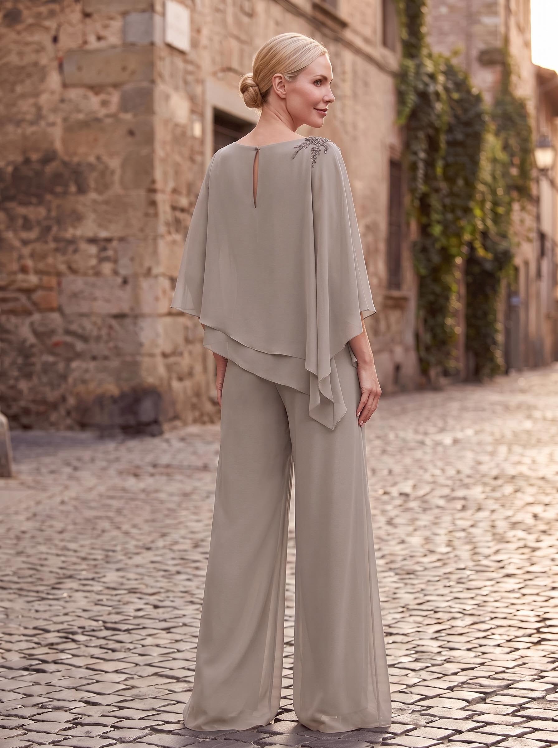 [Beige]