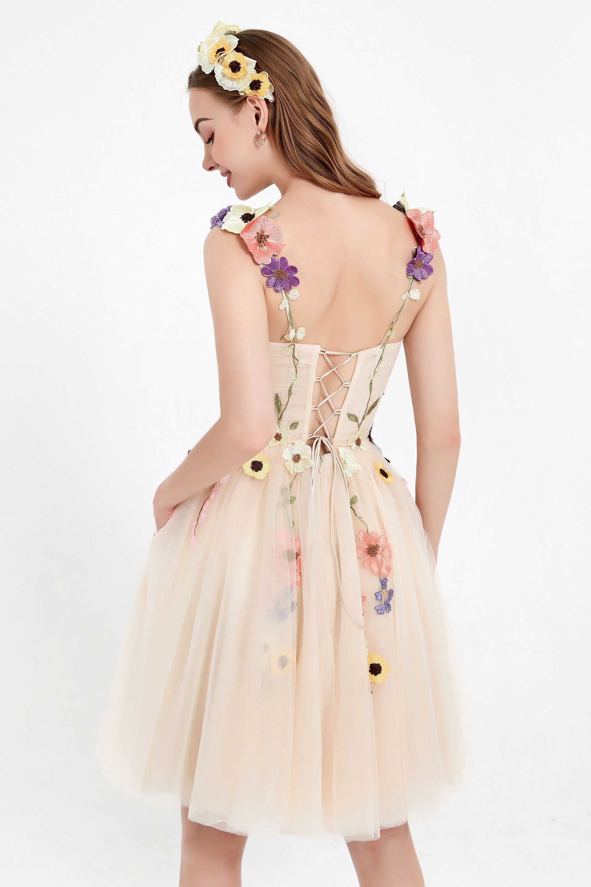 FLORAL LACE TRIM SWEETHEART SPAGHETTI MIDI DRESS